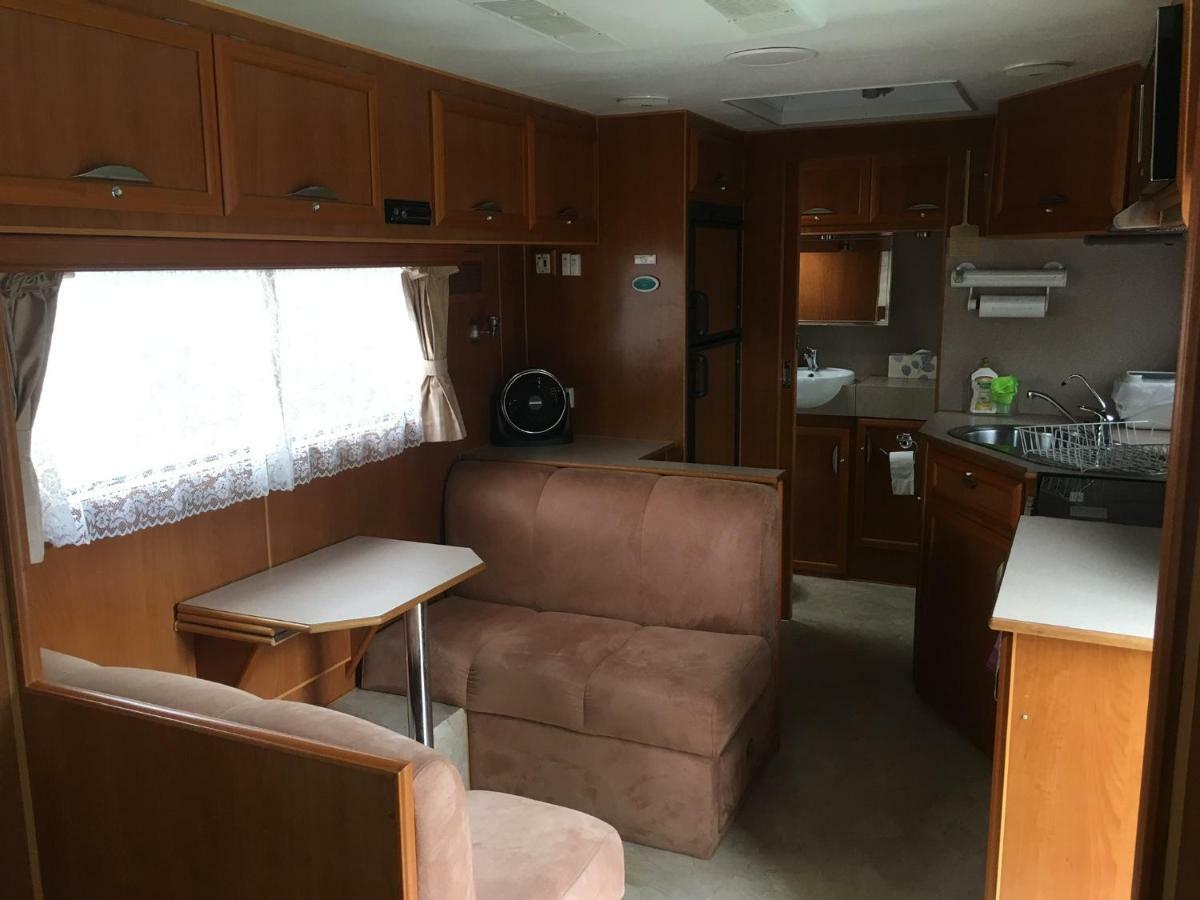 Отель Comfortable Caravan Куктаун Экстерьер фото